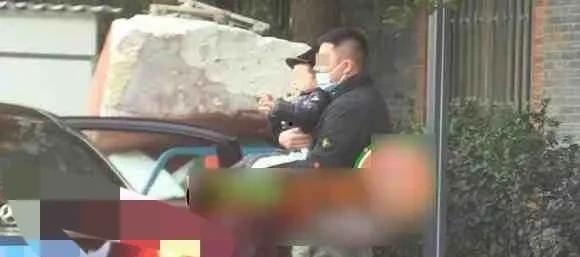 方山吃瓜最新事件爆料视频,最新爆料视频揭露惊人内幕 第1张 方山吃瓜最新事件爆料视频,最新爆料视频揭露惊人内幕 第1张